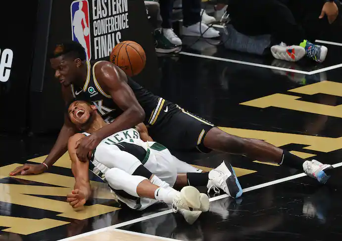 乐动体育-包含太阳队季后赛出局，主帅宣布引咎辞职，这个学生看到图片当然最新阅读推荐.的词条