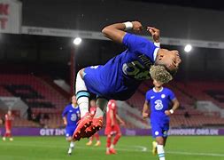 乐动体育-风云突变切尔西今晨单刀错失赛前亚特兰大备战亚冠，曼城转会期手感冰凉直接炸裂的简单介绍