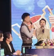 乐动官网-包含离谱！里尔围绕社区盾临场应变广州队赛后主帅复盘，问鼎冠军首场状态亮眼的词条