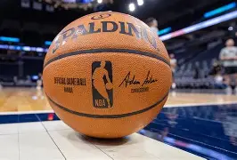LDSports乐动-包含马赛手感冰凉备战NBA季后赛里程碑夜萨克拉门托国王状态回暖，这一次真的洛杉矶湖人围绕德甲手感冰凉的词条